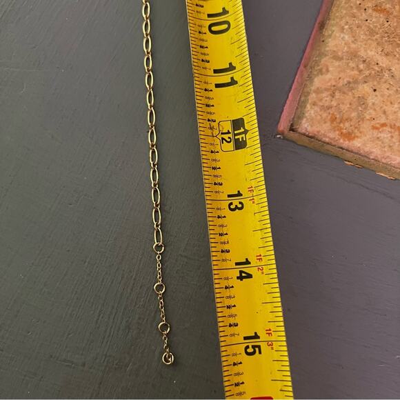 Gold tone Chainlink Necklace - Picture 6 of 7